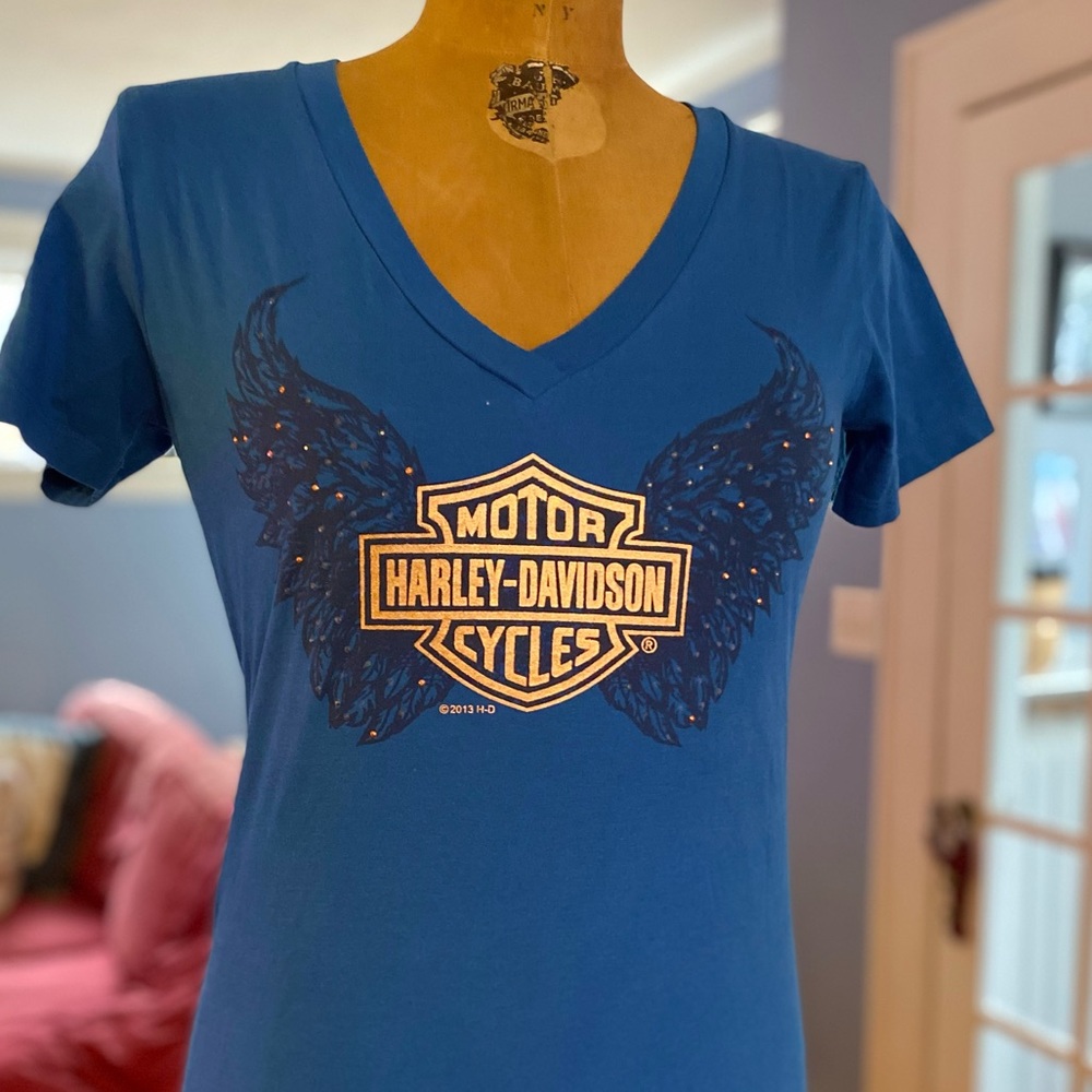 Women’s XL Rhinestone Harley-Davidson V-neck shirt